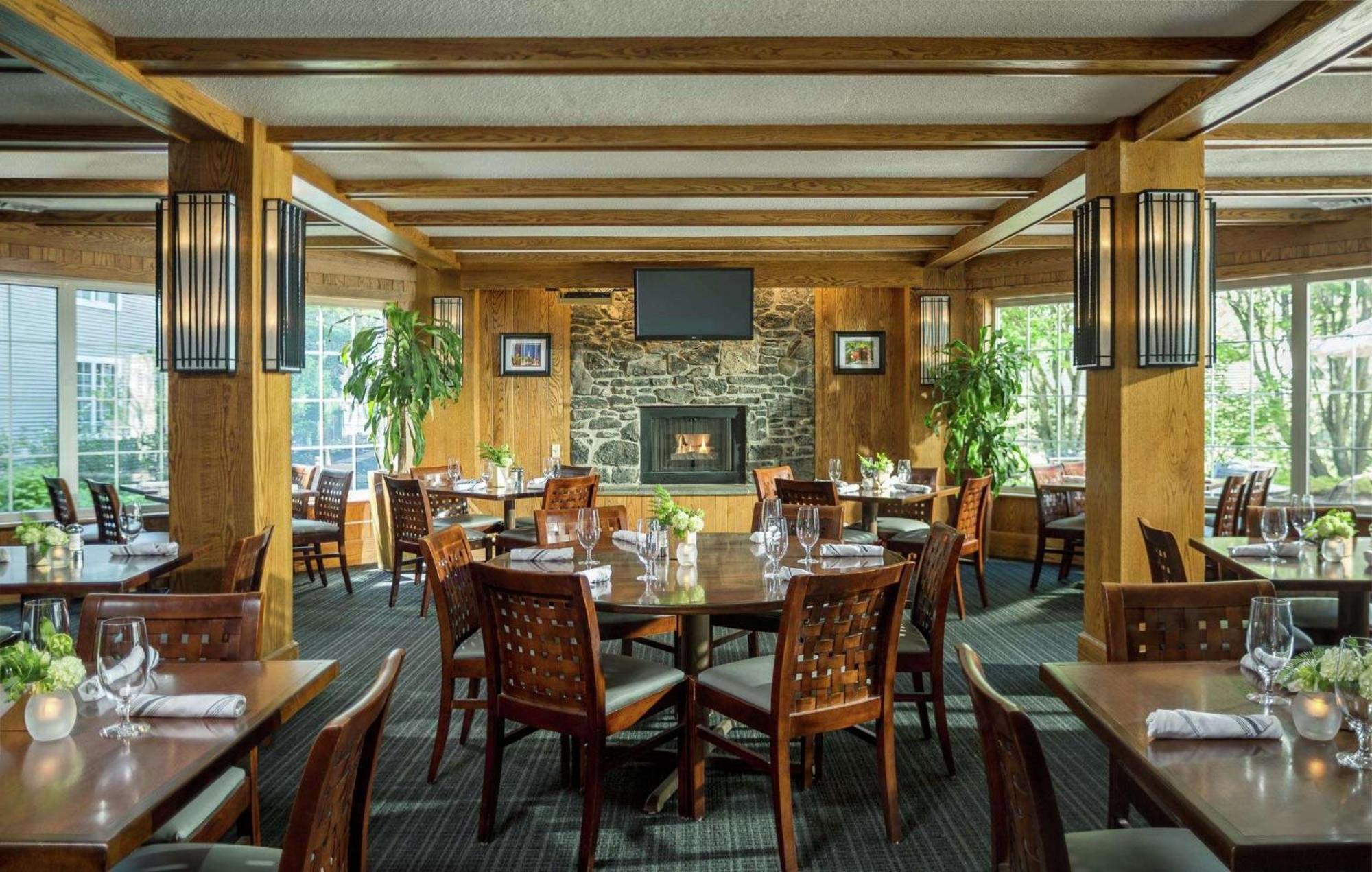 Doubletree By Hilton Hotel Burlington Vermont Eksteriør billede